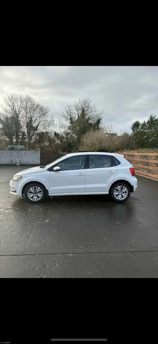 Volkswagen Polo 2015 - Image 4