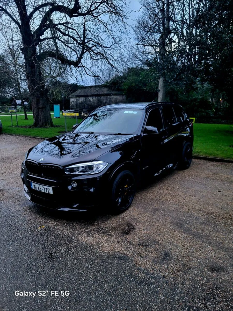 BMW X5 F15 4.0 - Image 1