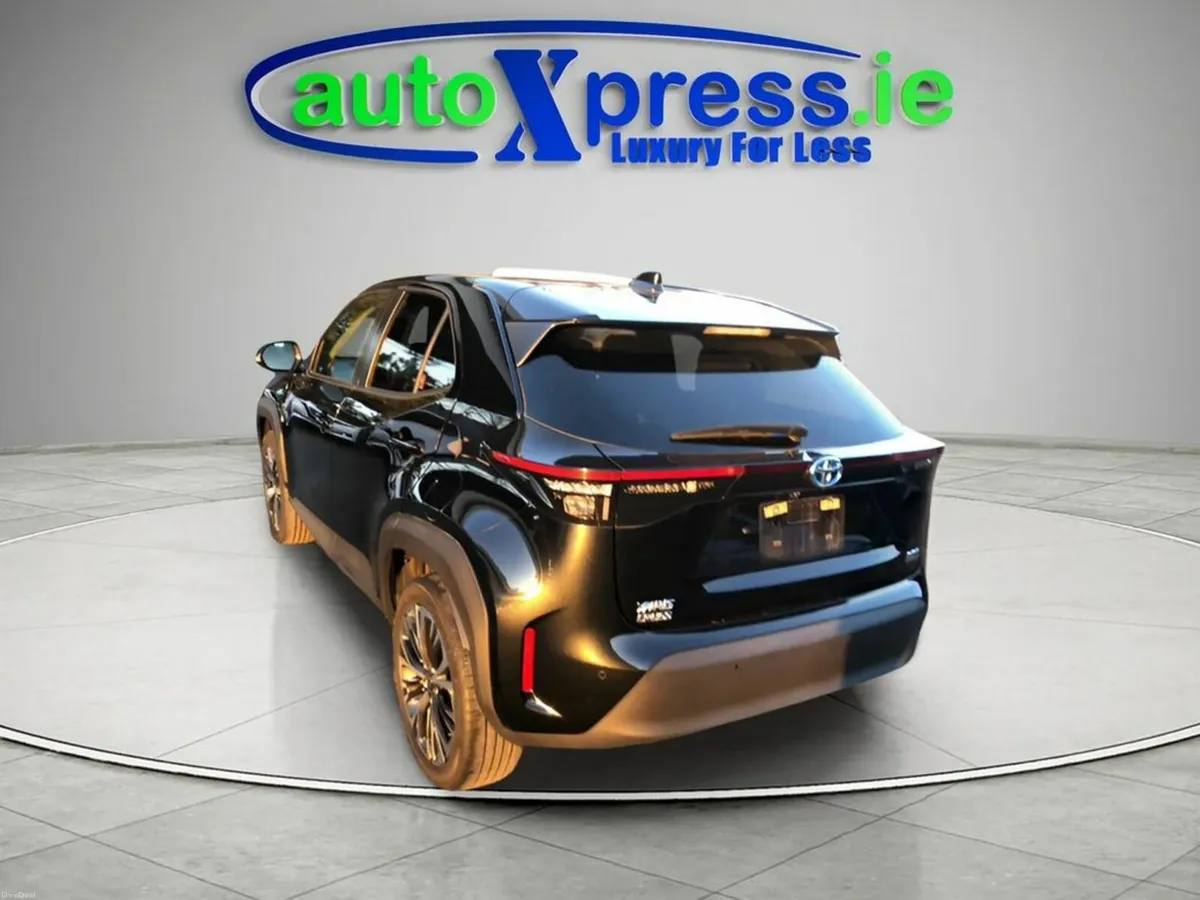 Toyota Yaris Cross 1.5 HYBRID G Only 7000 Miles - Image 3