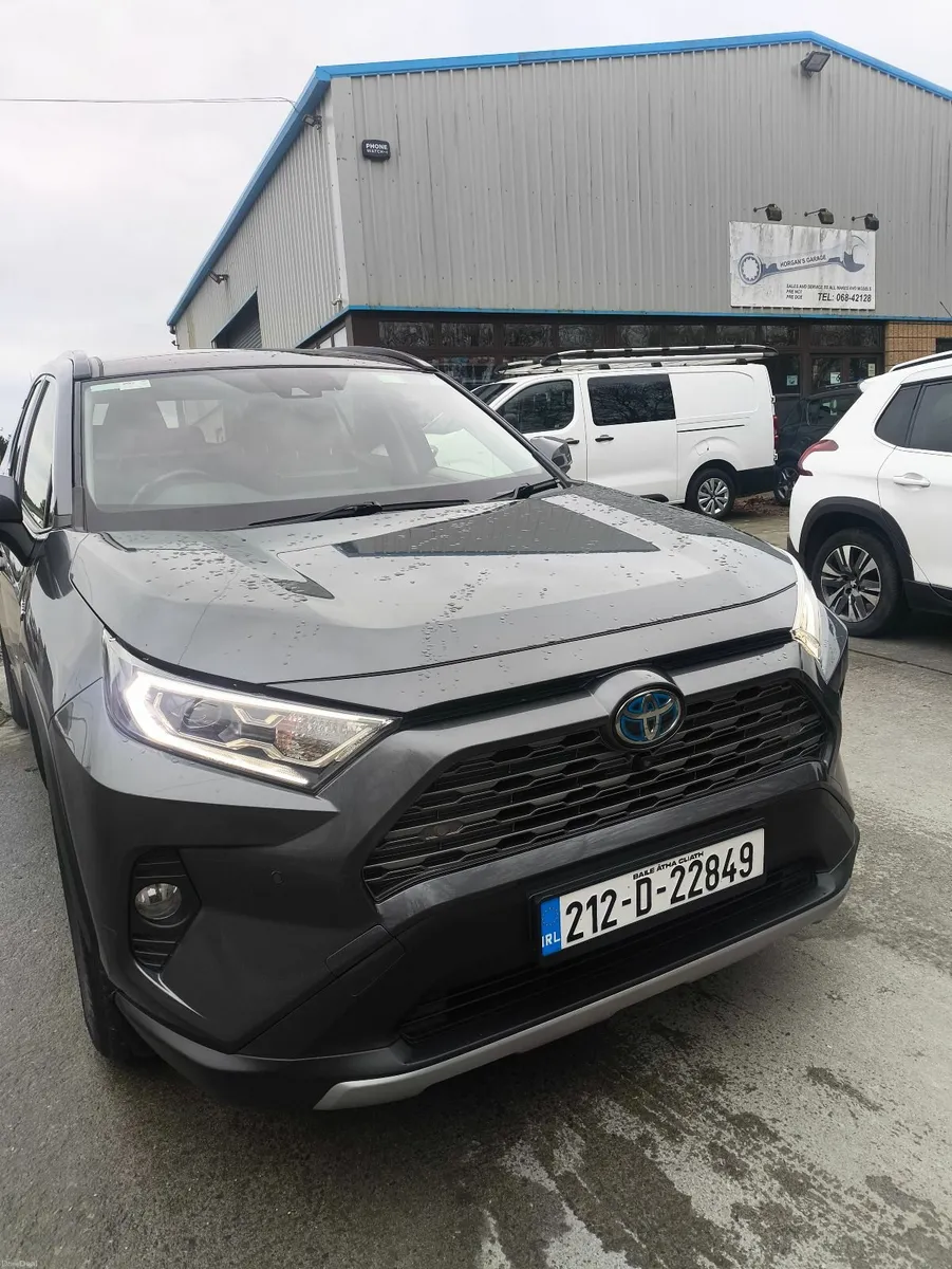 Toyota RAV4 2021 PLATINUM  4x4 - Image 1