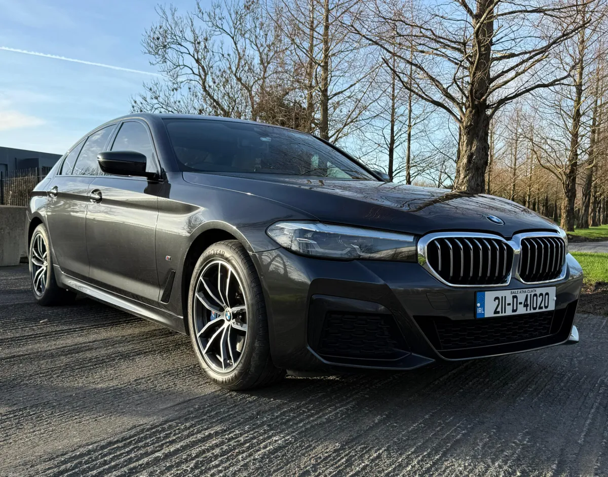211 BMW 530e M-Sport G30 LCI Sophisto Grey - Image 1
