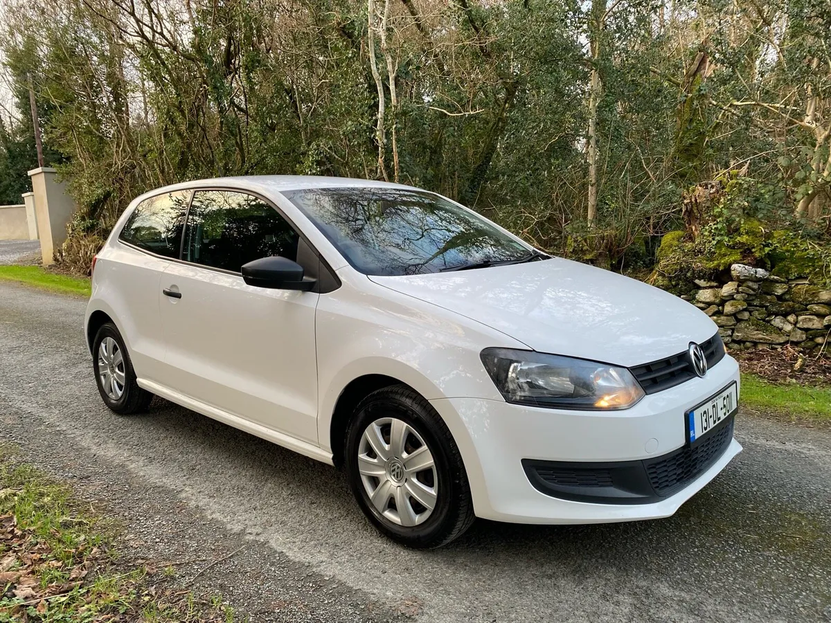 2013 Volkswagen Polo - Image 1