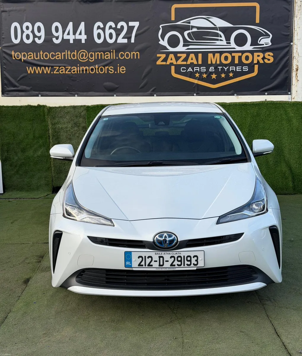 Toyota Prius 2021 - Image 1