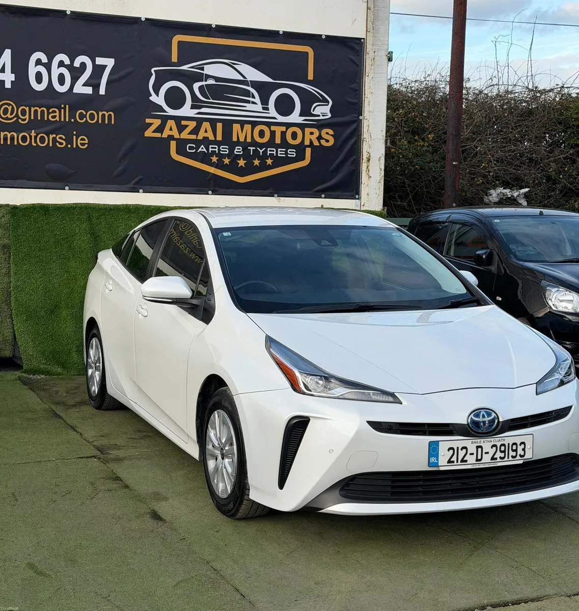 Toyota Prius 2021 - Image 2