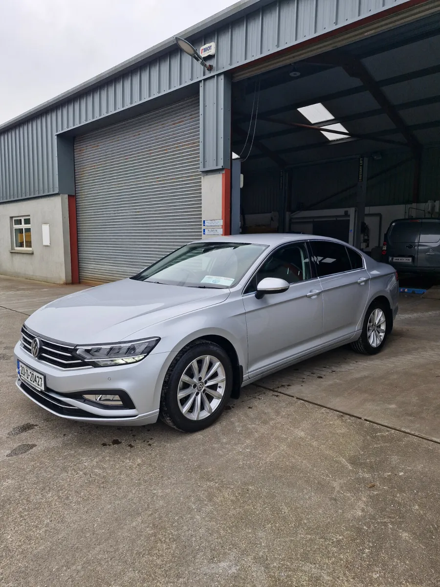 Volkswagen Passat 2020 - Image 1