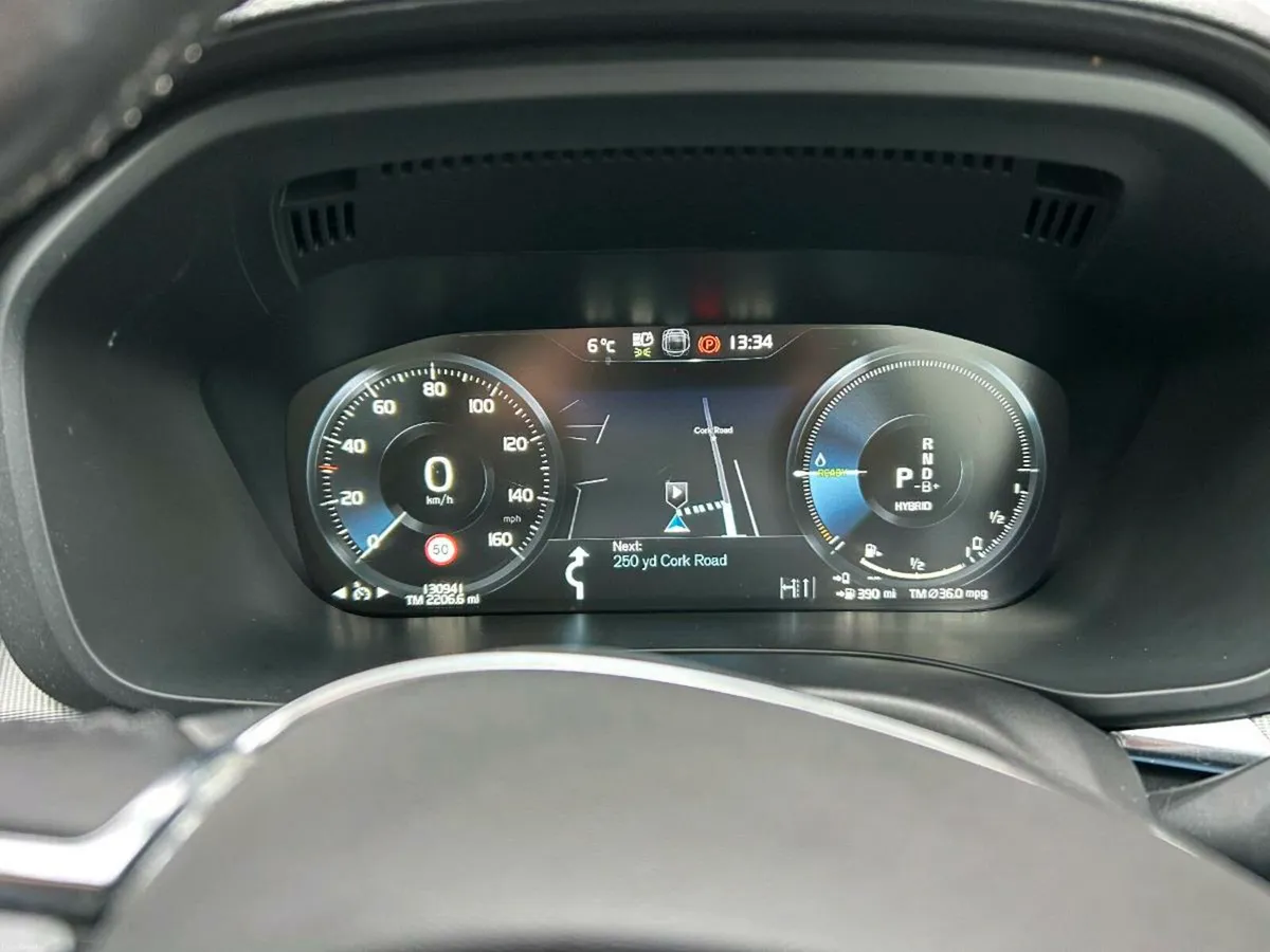 Volvo XC60 T8 PHEV Inscription FVSH - Image 2