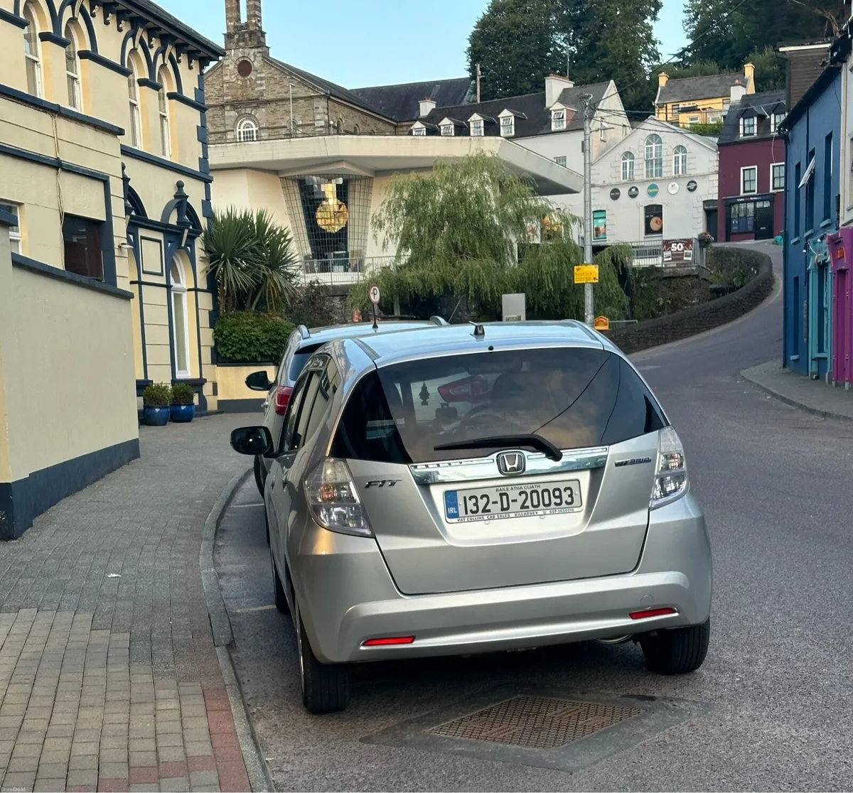 Honda fit hybrid - Image 2