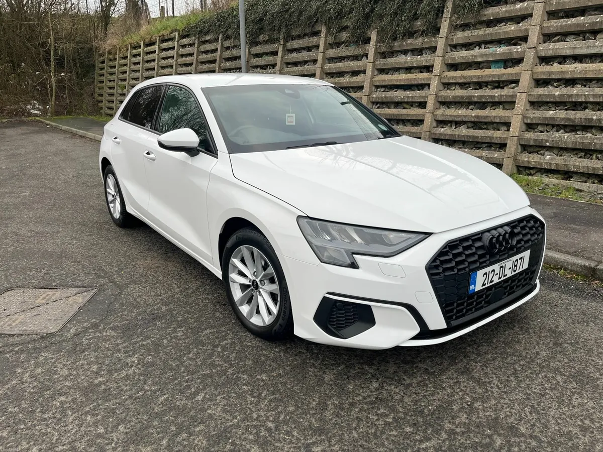 Audi A3 30 TFSI Technik 5dr 1.0 110bhp White - Image 1