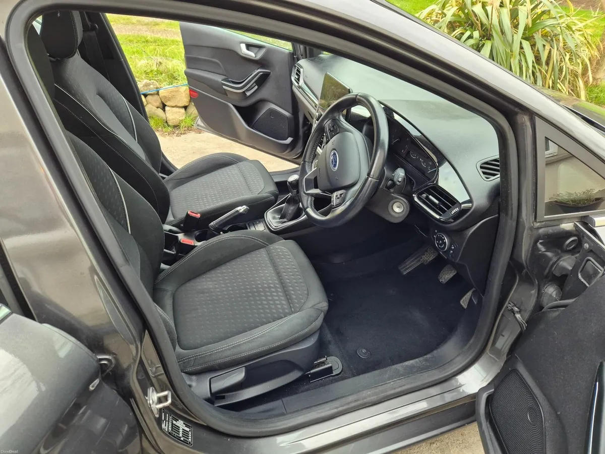 Ford Fiesta Titanium ST 2018 - Image 3