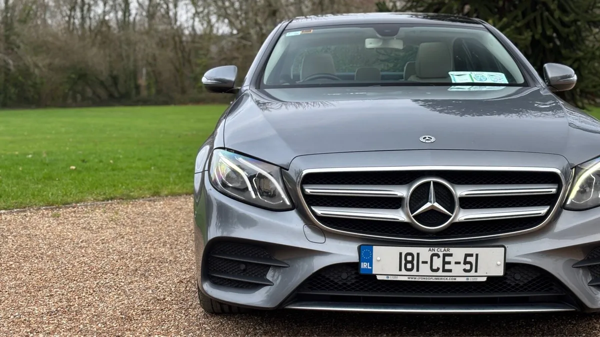 2018 Mercedes - E-Class - E200 - Sunroof - NEW NCT - Image 3