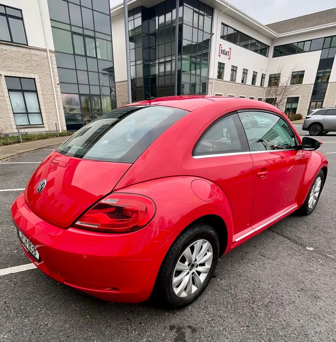 Red Volkswagen Beetle - Image 4