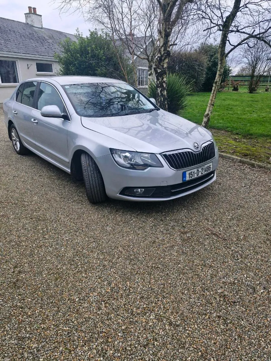 Skoda Superb - Image 1