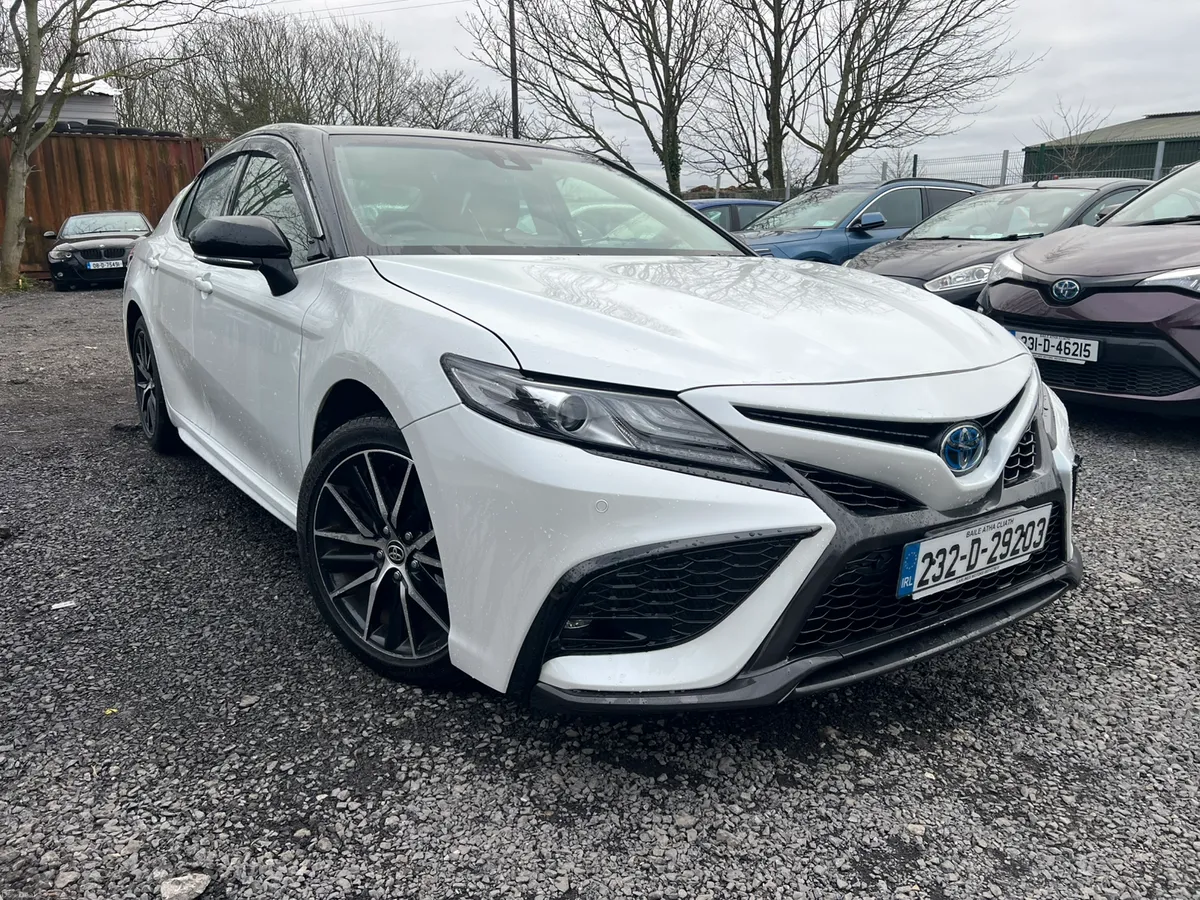 Toyota Hybrid Sports Edition Camry 2023 - Image 3
