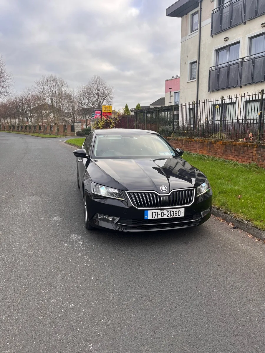Skoda Superb - Image 1