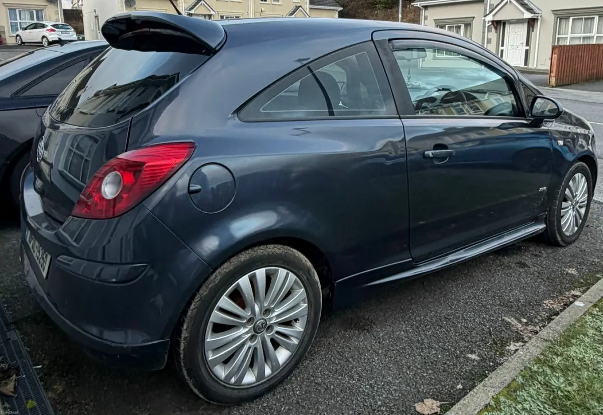 Vauxhall Corsa 1.2 Petrol SXI 2010 - Image 3