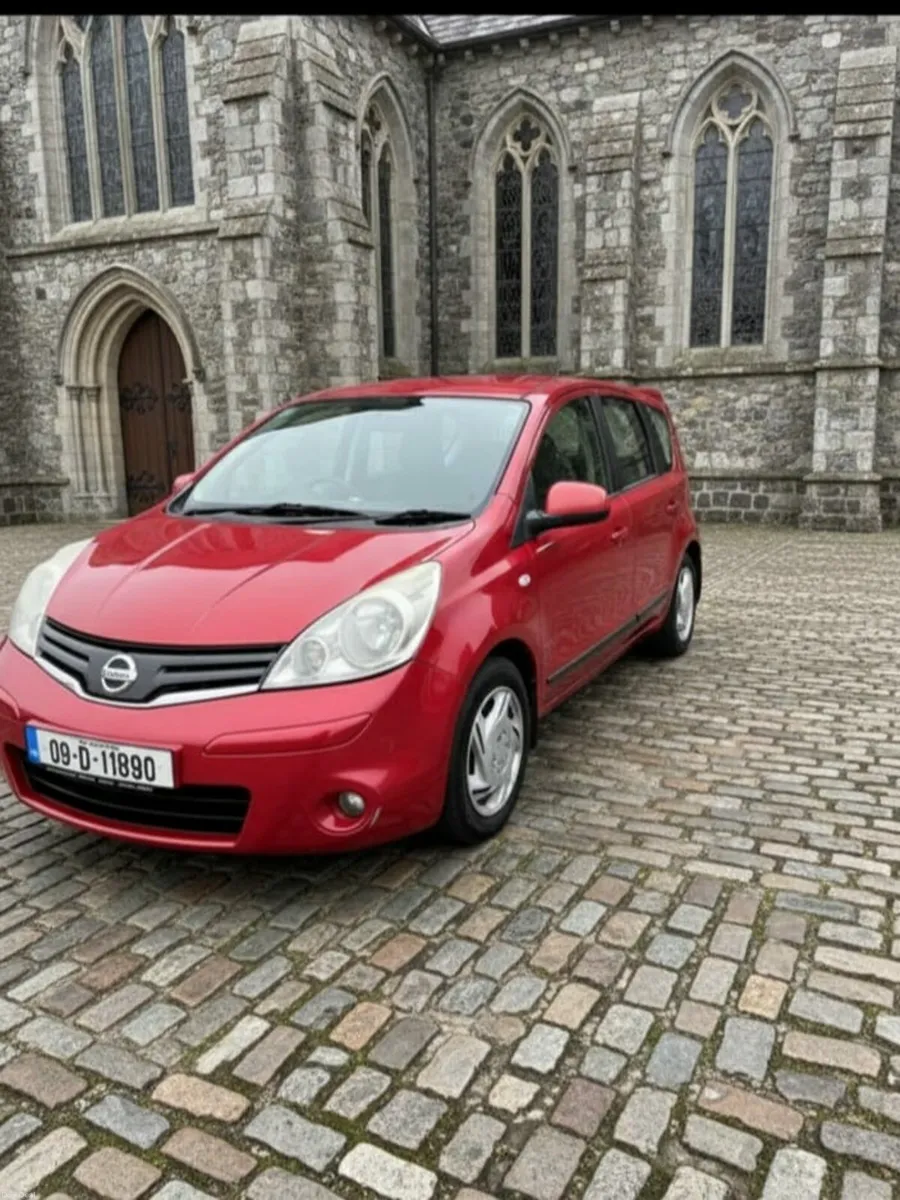 Nissan note AUTOMATIC NCT 04/27 - Image 1