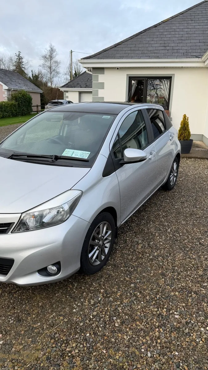 Toyota Yaris - Image 2