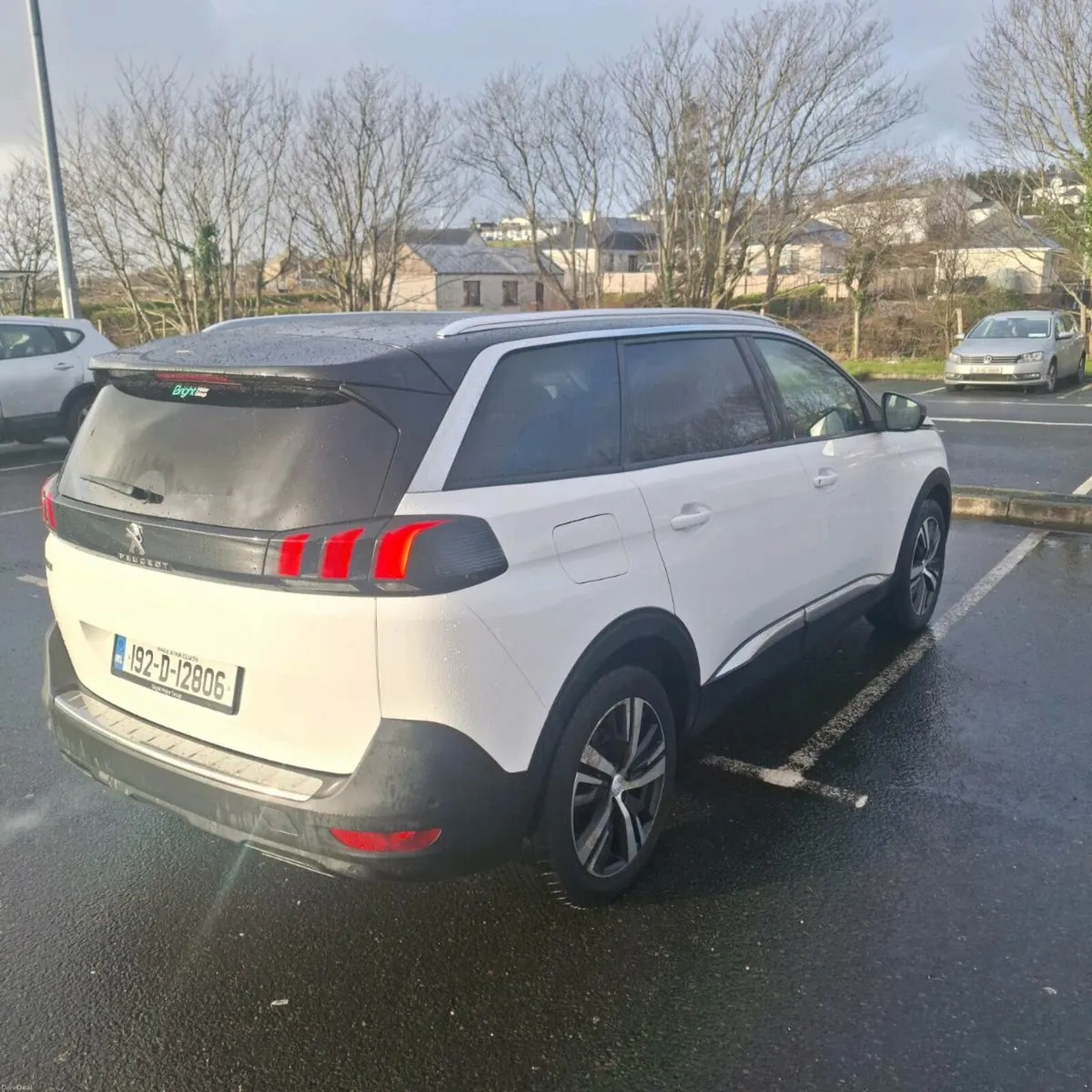 2019 Peugeot 5008 1.5 Blue HDi 130bhp Allure Auto - Image 3