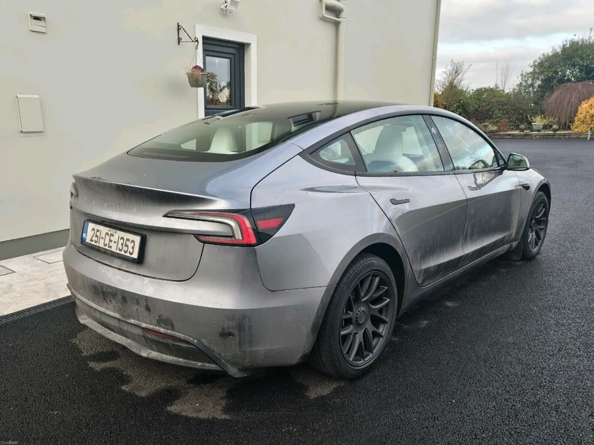 Long Range Tesla Model 3 2025 80KW - Image 4