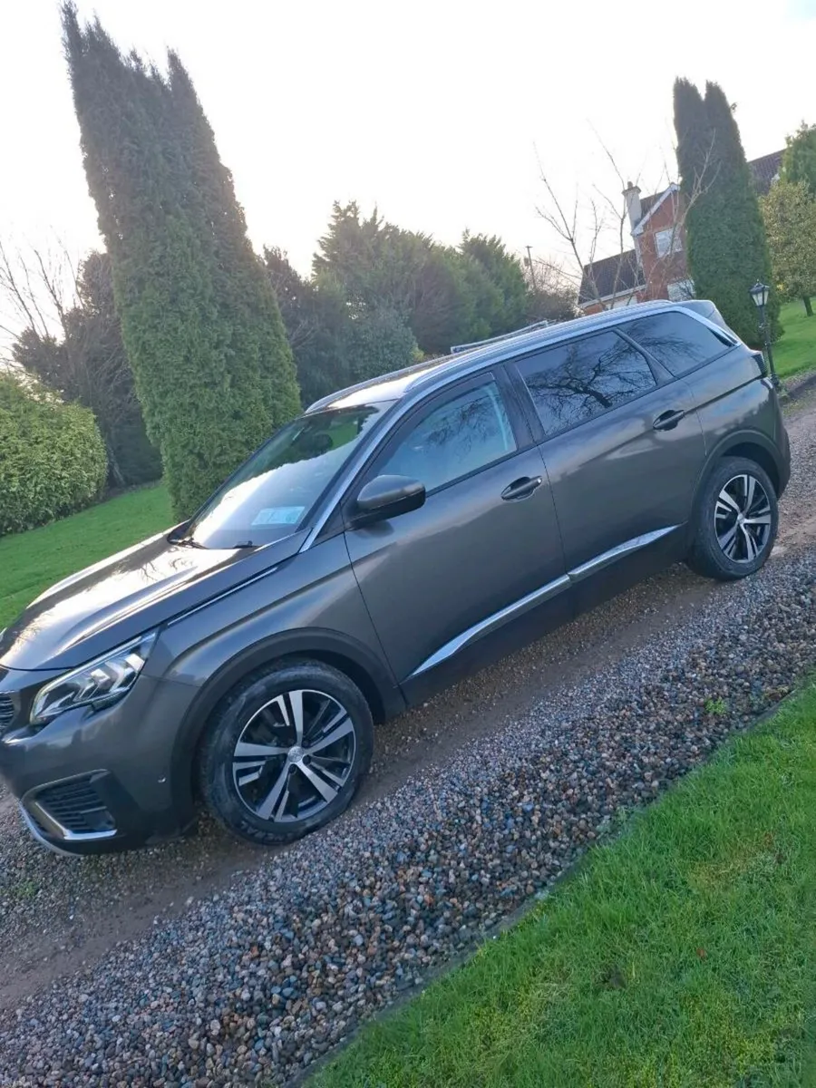 Peugeot 5008 - Image 2
