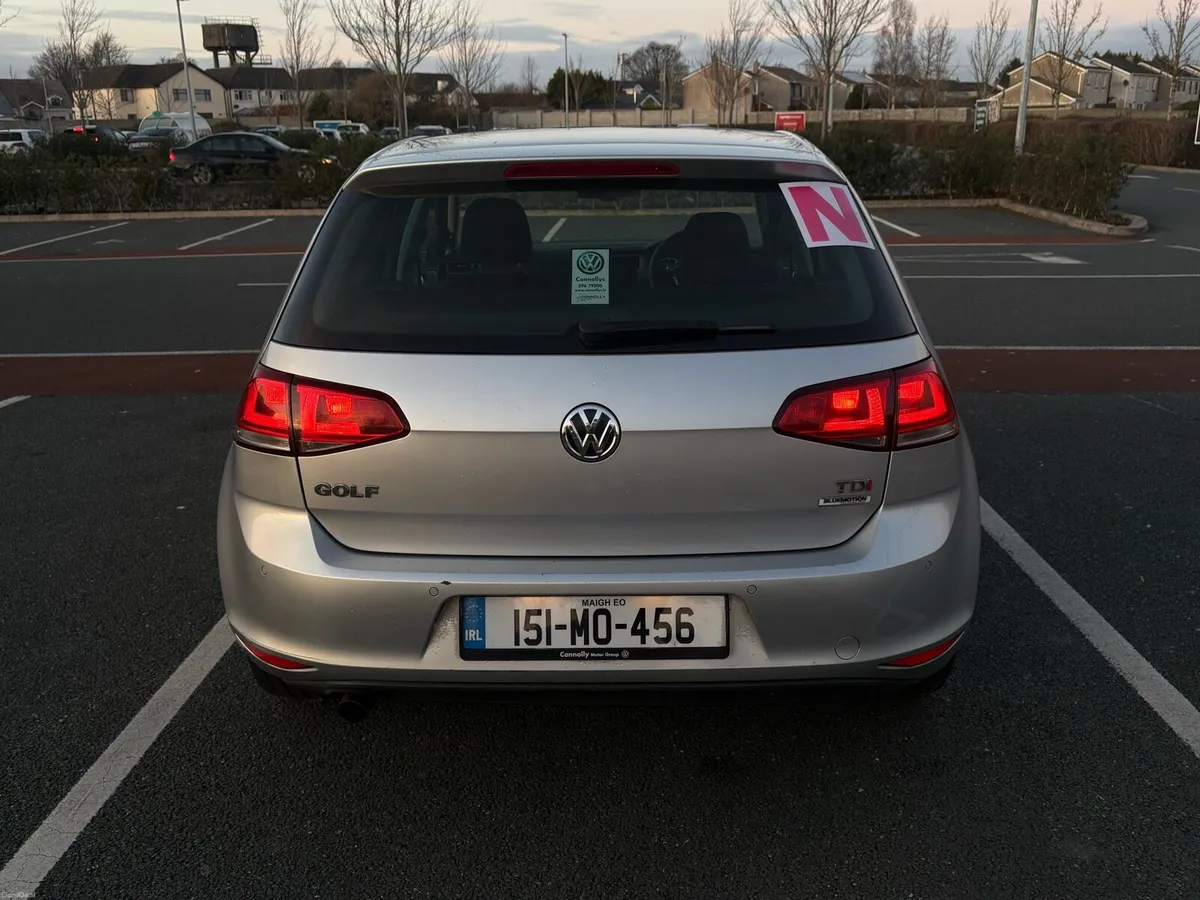 Volkswagen Golf - Image 4