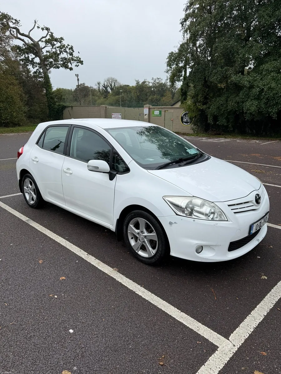Toyota aurys D4D 1.4 Diesel - Image 3