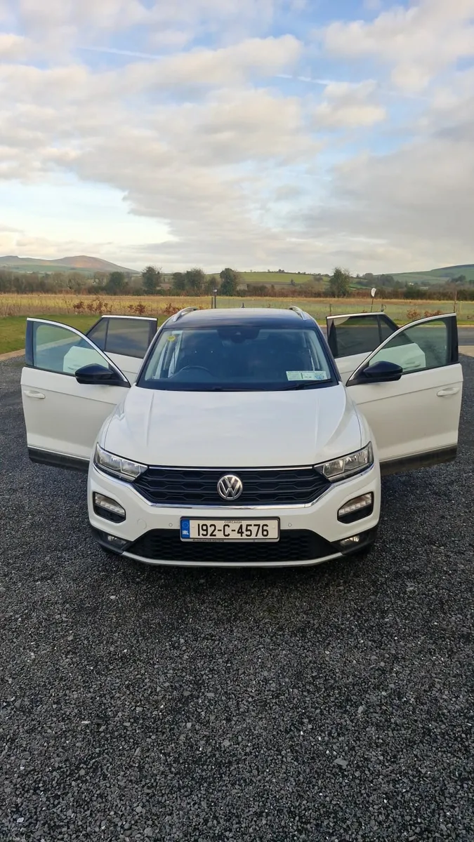 Volkswagen T-Roc 2019 Design Model - Image 1