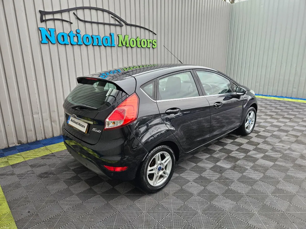 2013 Ford Fiesta 1.0 Petrol ZETEC - Image 3