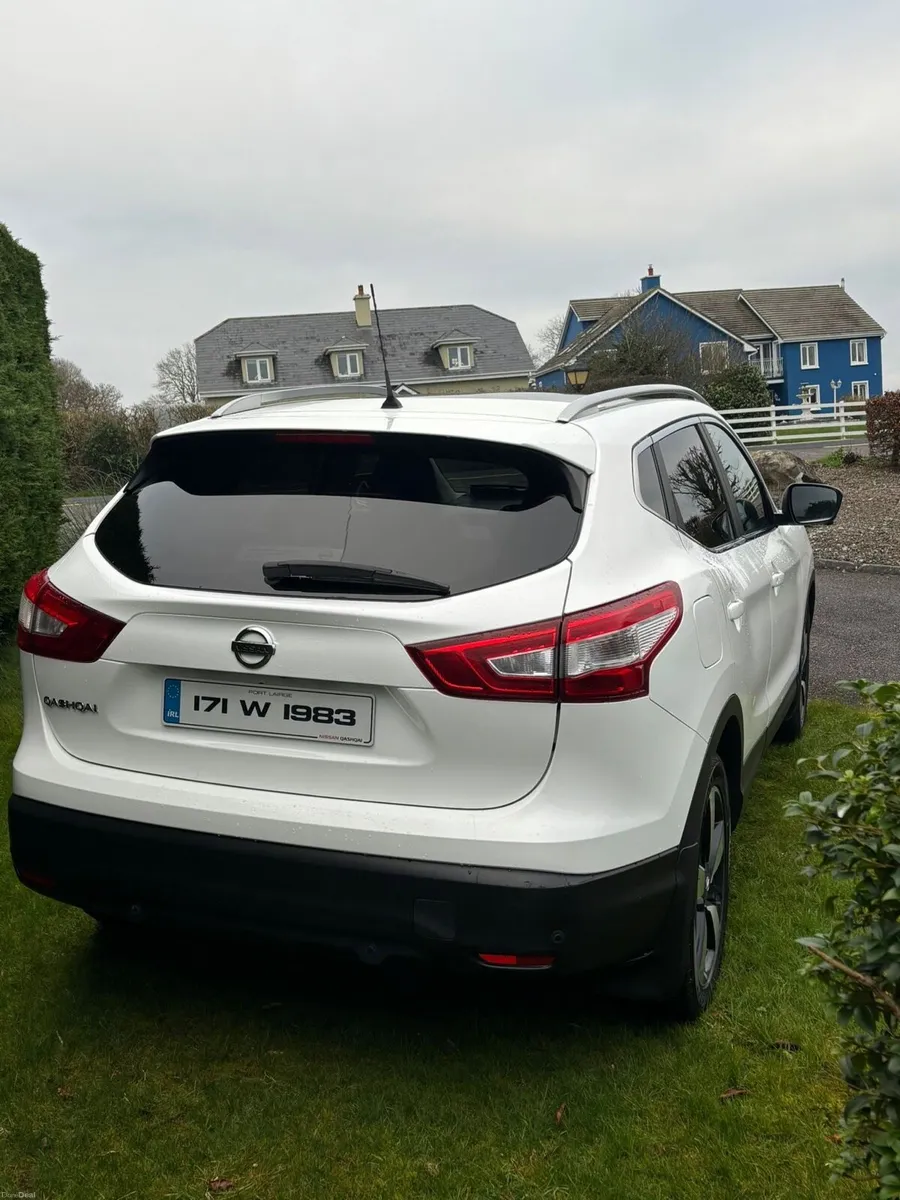 Nissan Qashqai Automatic €12800 - Image 4