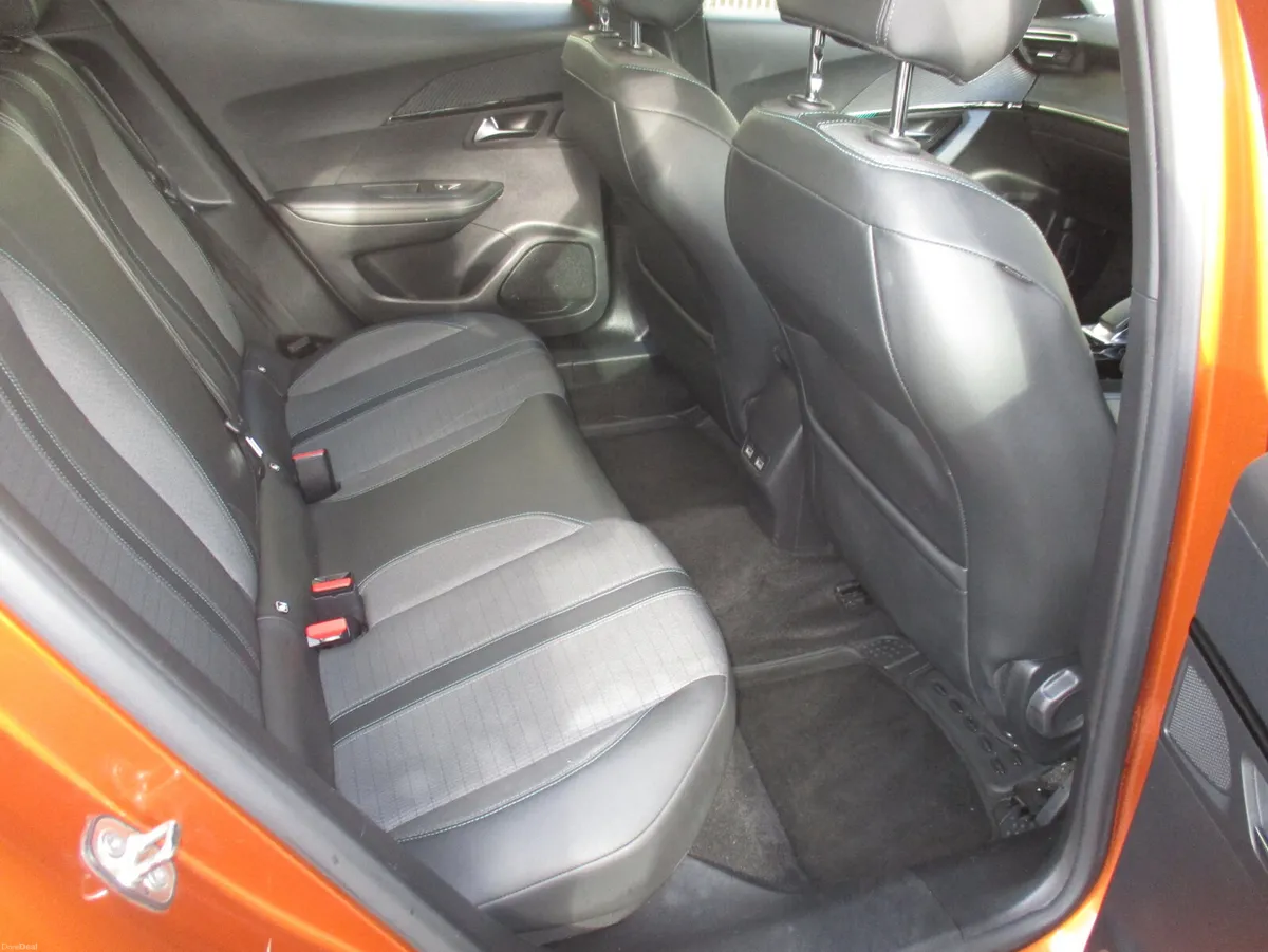 2021 PEUGEOT 2008 ALLURE 136BHP 50 KW AUTO - Image 4