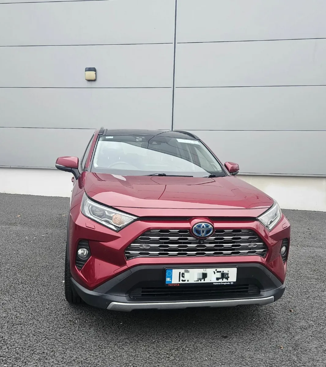 Rav4 Platinum Top Spec - Image 1