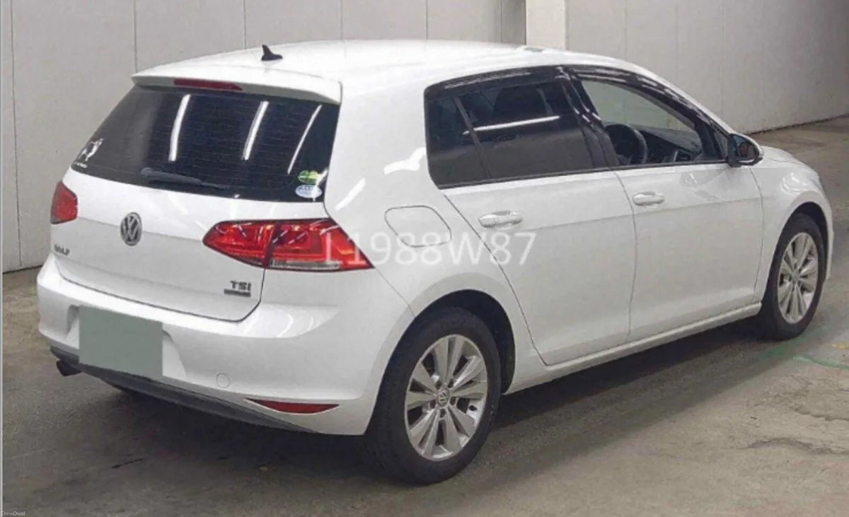 Vw Golf 2014  1.2 Automatic,LOW KM,LIKE NEW - Image 2