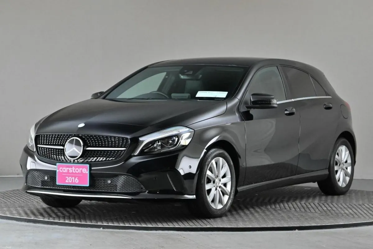 Mercedes-Benz A-Class A180  **HALF LEATHER MEMO SP - Image 4