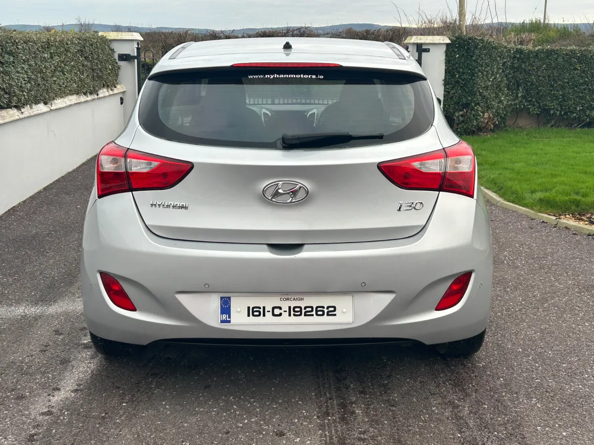 Hyundai i30 2016 low miles NCT tax - Image 4