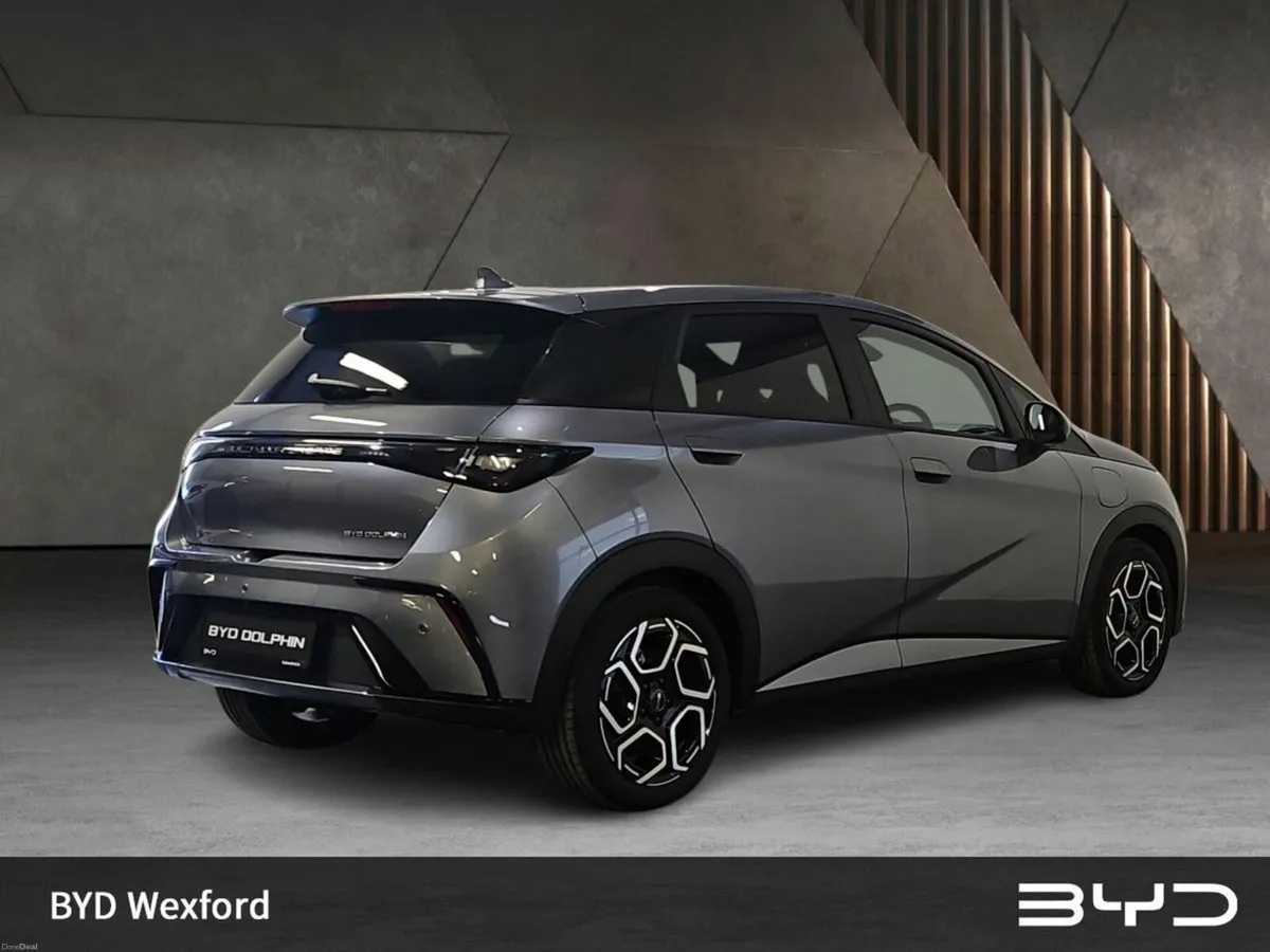 BYD DOLPHIN Design 60.4kWh - Image 4