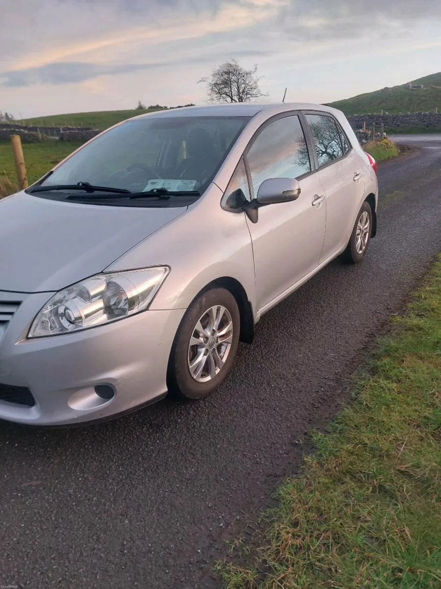Toyota auris - Image 3