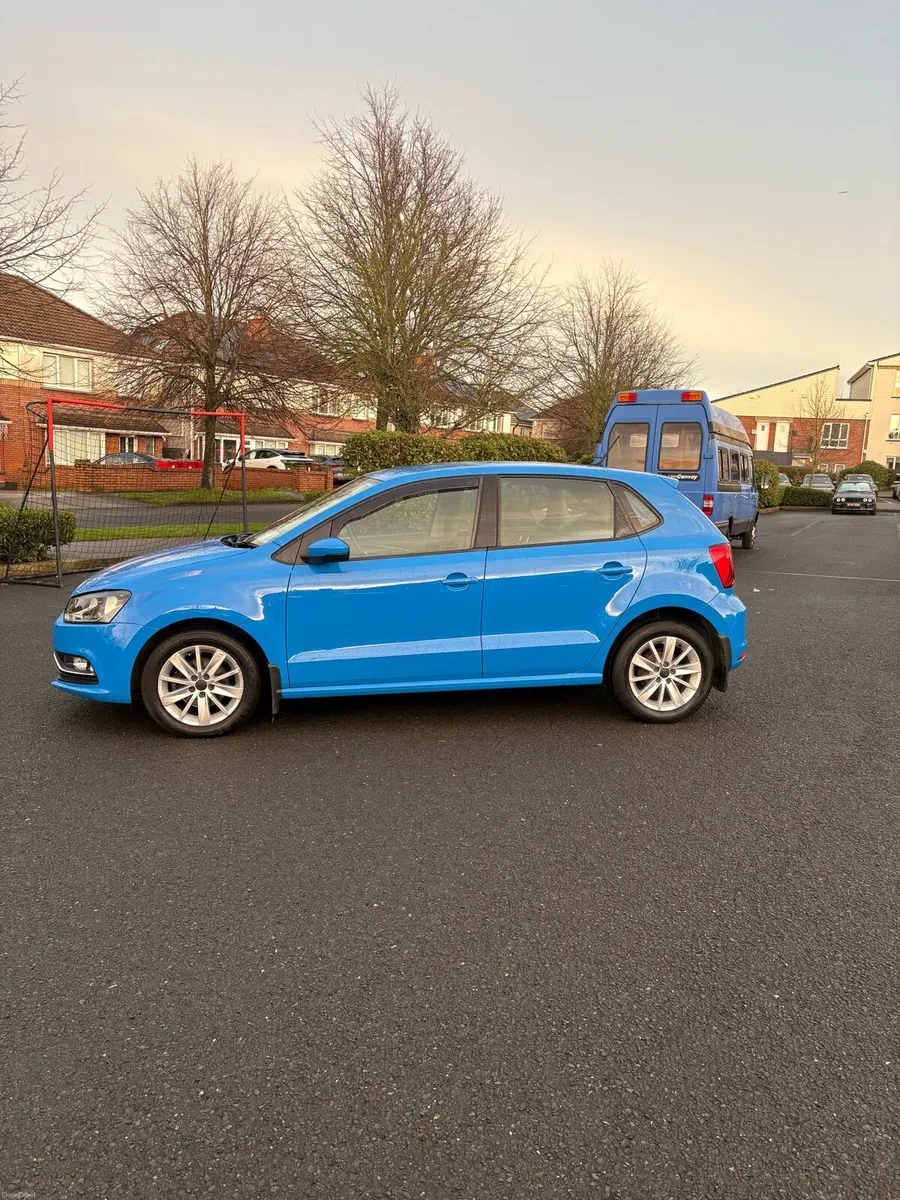 2014 Volkswagen Polo - Image 4