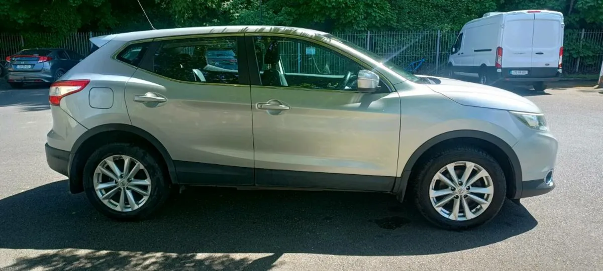 141 Nissan Qashqai - Image 6