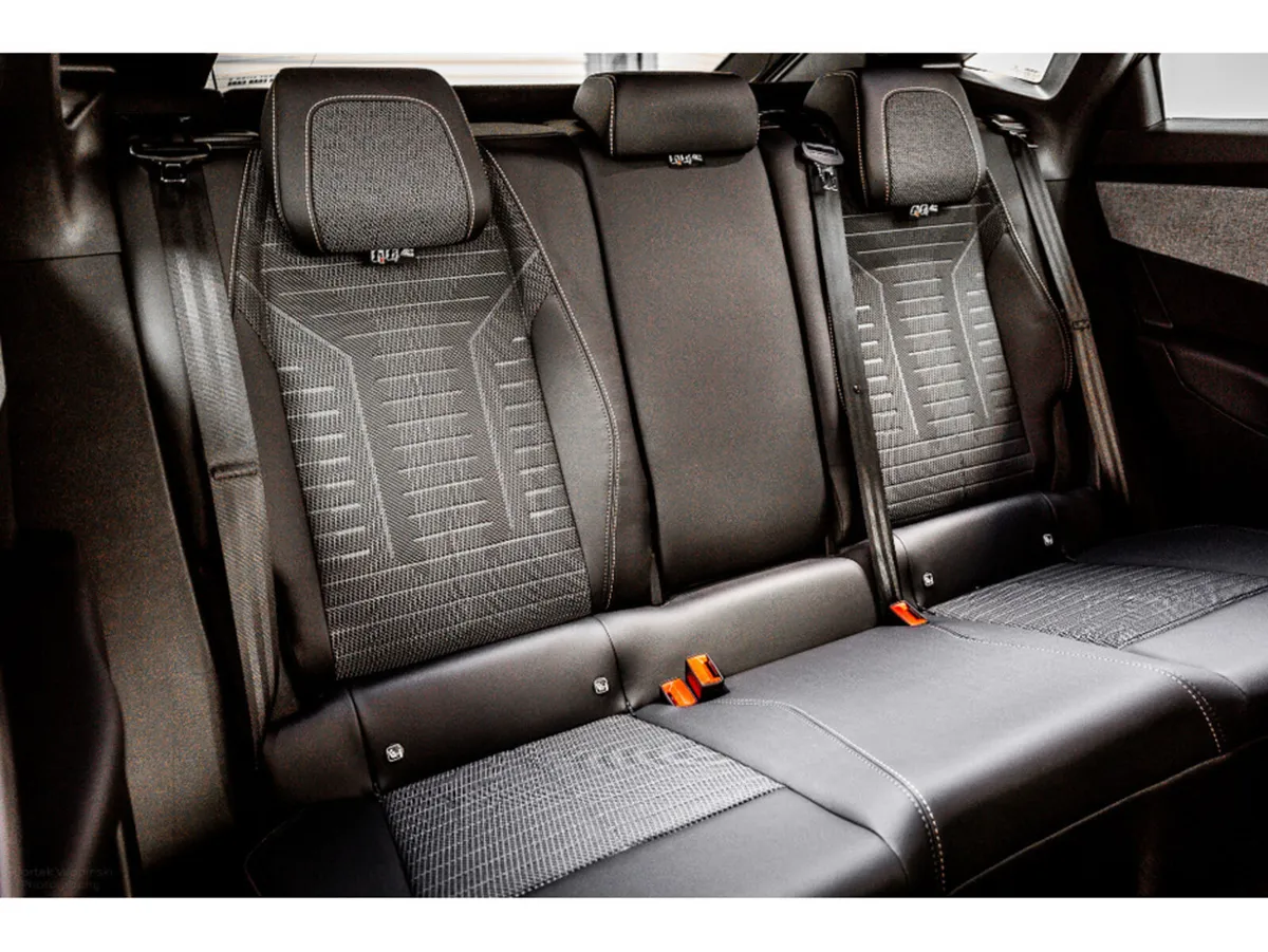 Peugeot 3008 *Price Includes €5000 grant and €2000 - Image 6