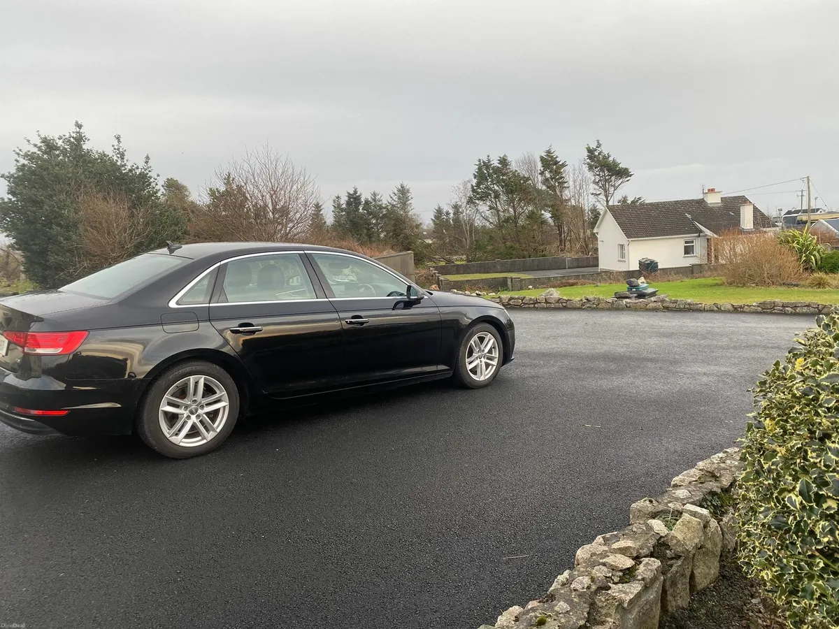 Audi A4 2016  automatic - Image 2