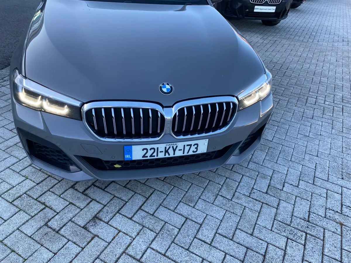 BMW 5-Series 2022 - Image 5