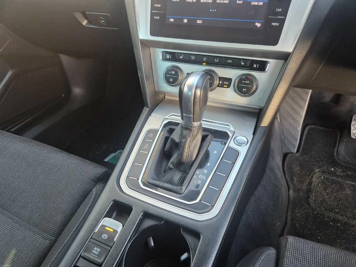Passat 2018.  2.0 Tdi. Auto - Image 6