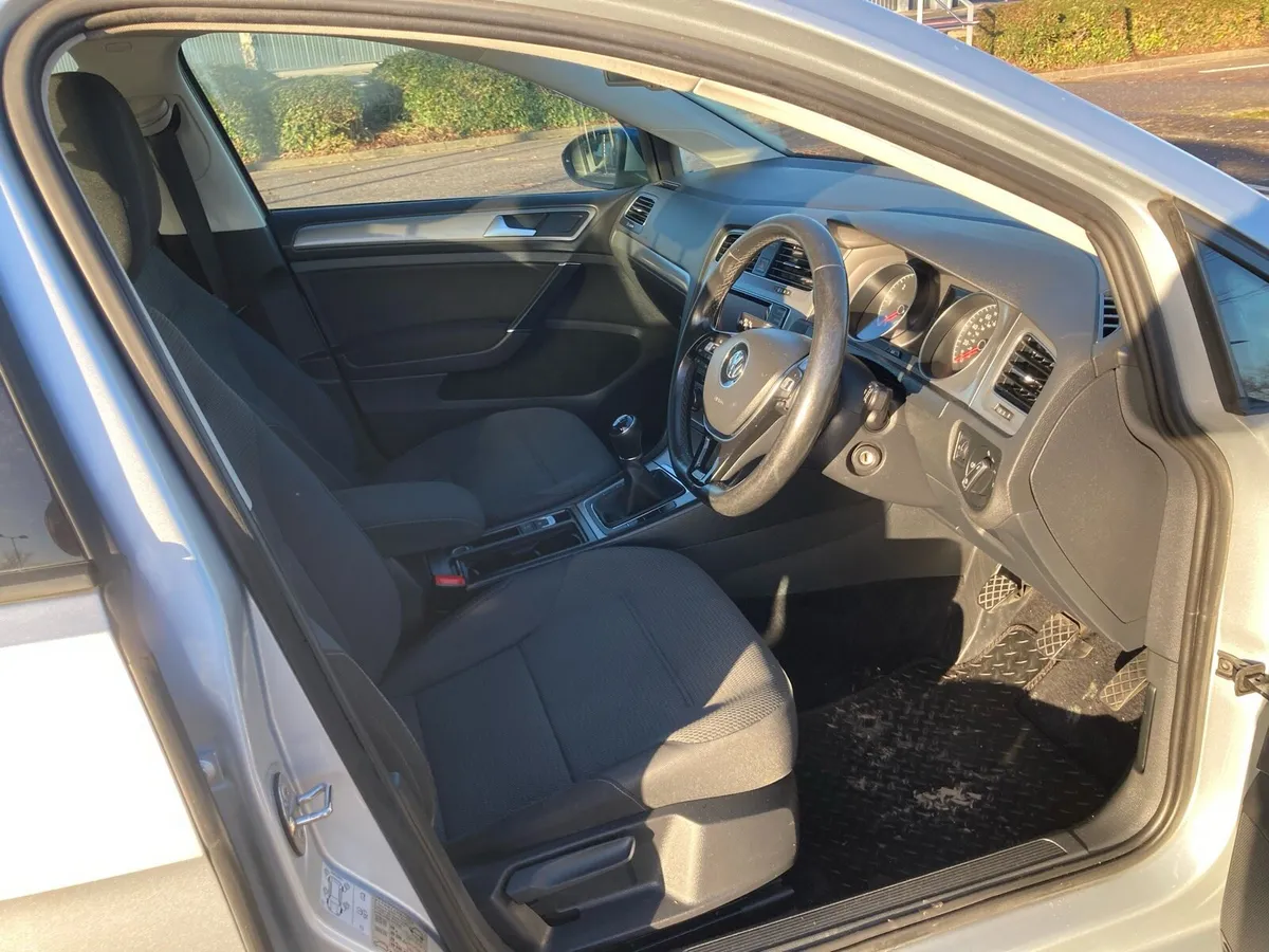 2015 VW Golf 1.6 Diesel Estate Hi Spec - Image 4