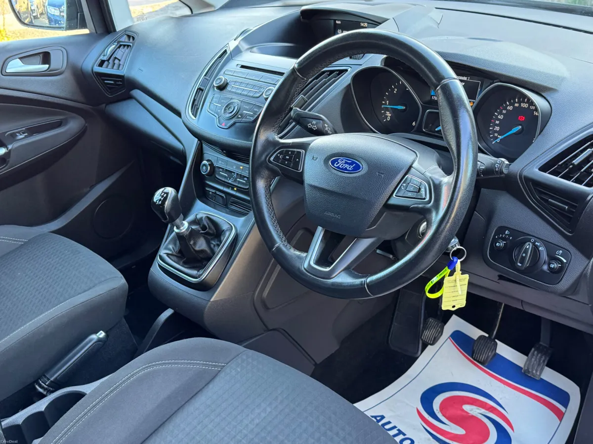 Ford C-Max High driving position - Image 4