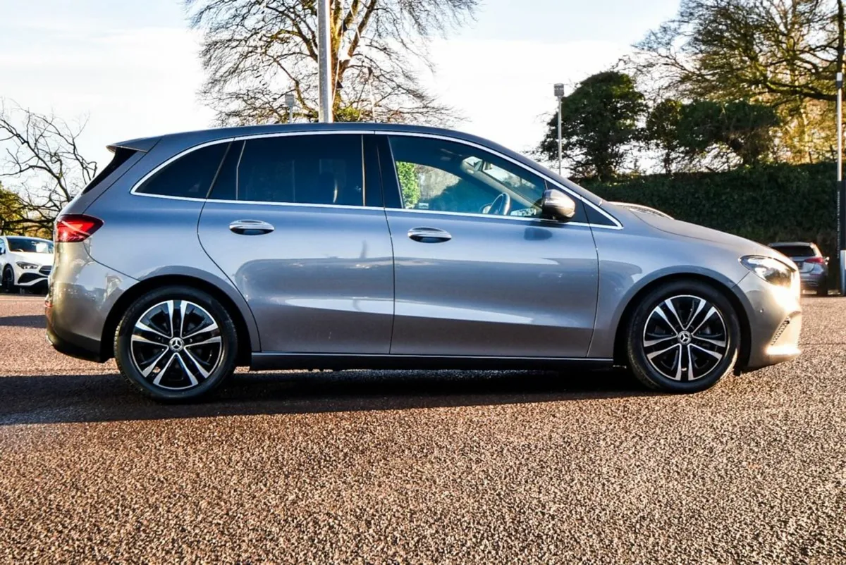 Mercedes-Benz B-Class B200d Sport Executive Auto - Image 3