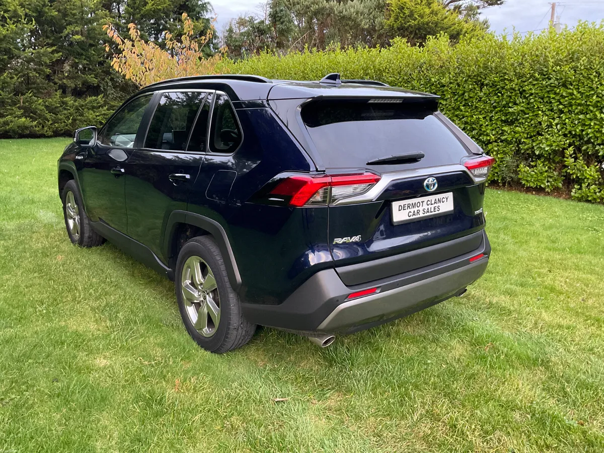 2021 Toyota RAV4 2.5 self charging hybrid - Image 6