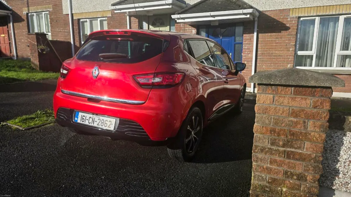CLIO 1.2 petrol, AUTOMATIC, LOW MILEAGE - Image 1