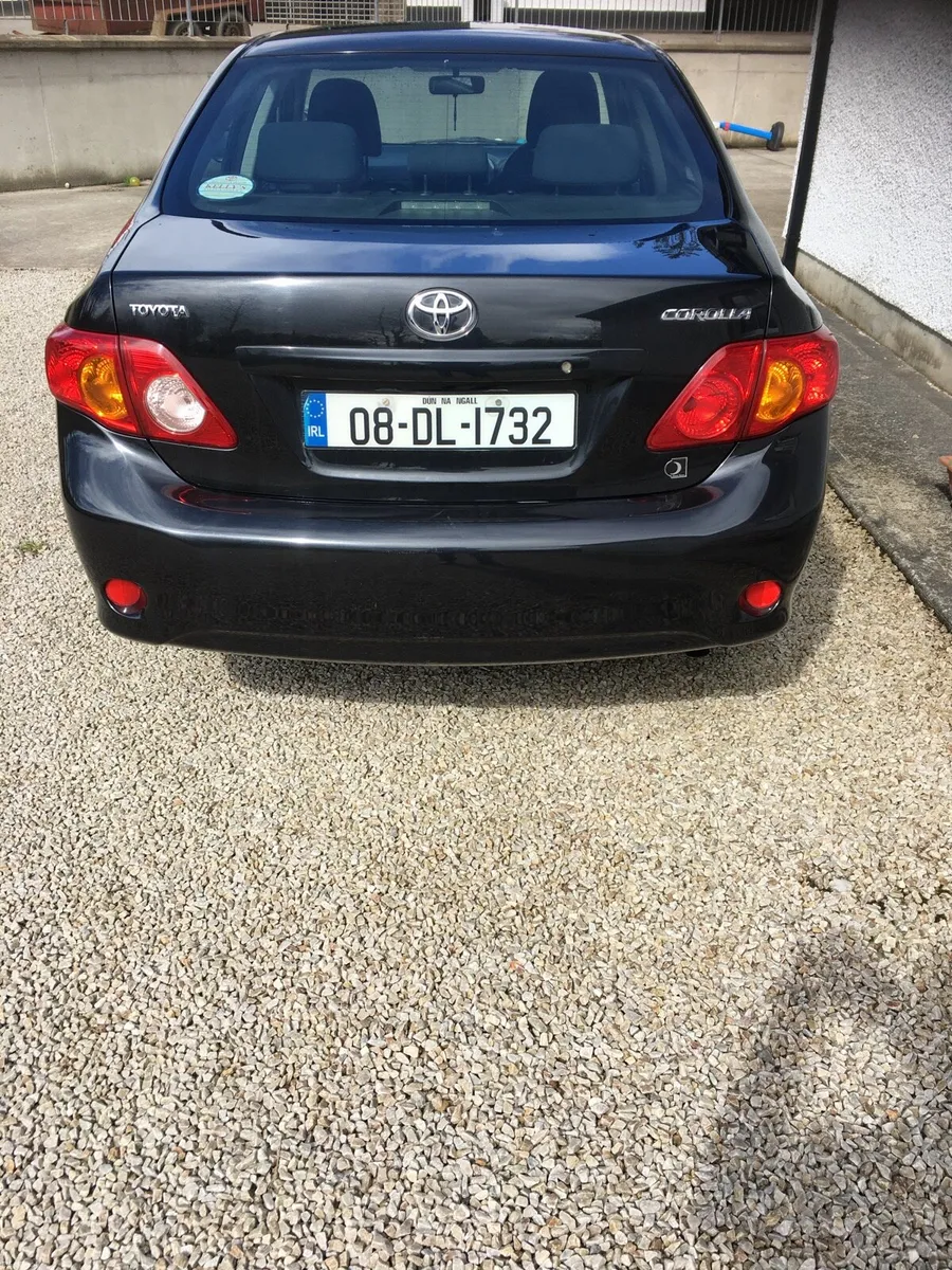 Toyota Corolla 1.3 petrol - low kilometres 160k - Image 4