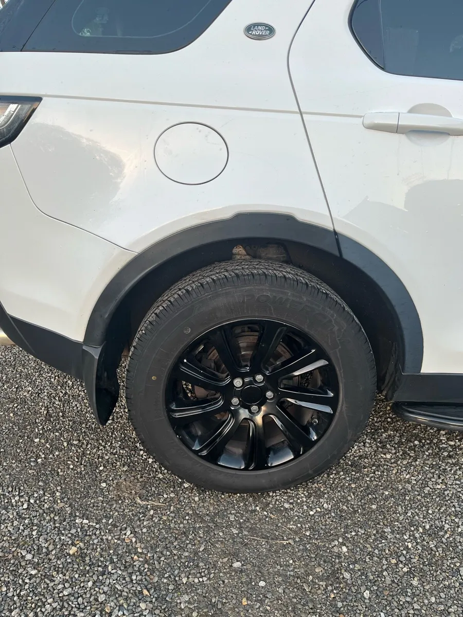 Range Rover Discovery Sport 2016 7 seater - Image 4