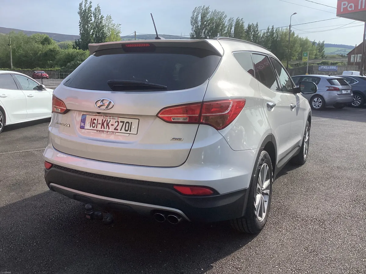 Hyundai Santa Fe ** AUTOMATIC * 7 SEATER - Image 4